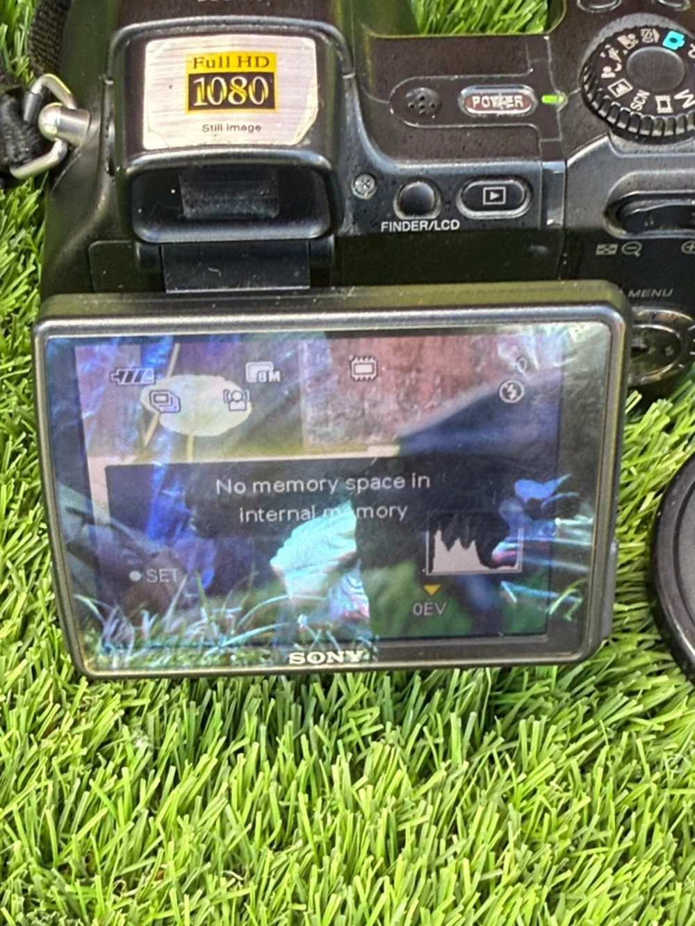 Sony Black Bridge Camera with Carl Zeiss Lens and Branded Strap